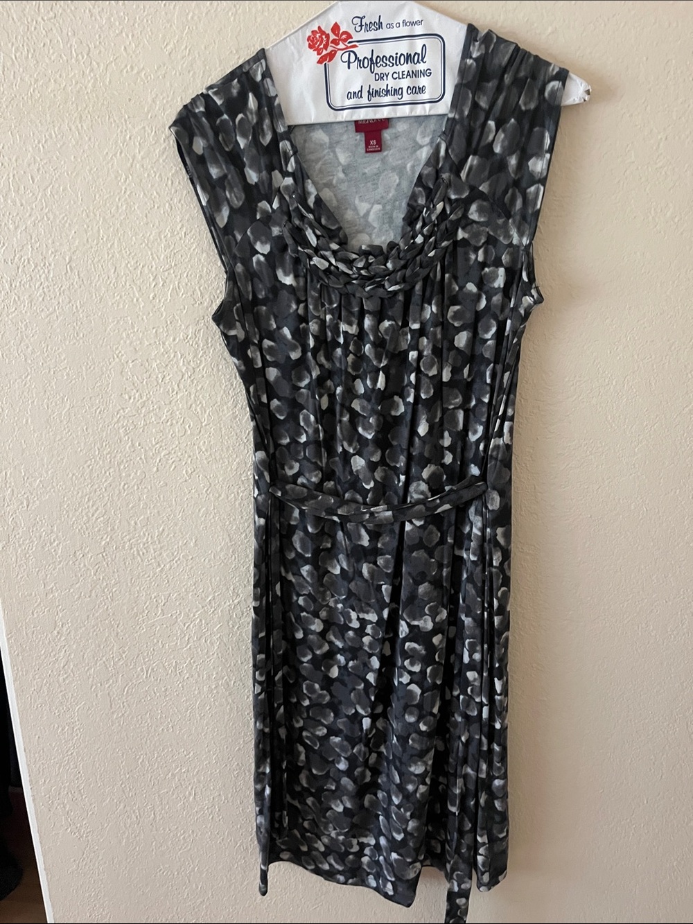 Merona Black and Gray Cowl Neck Sleeveless Dress